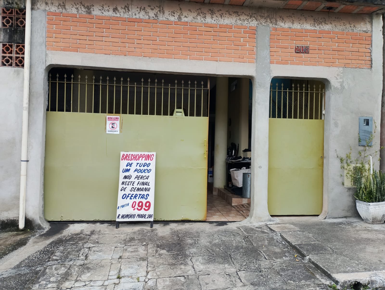 Bazar Solidário do Lar de Maria